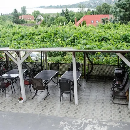 Pigal Panzio ベッド・アンド・ブレックファスト Badacsonyörs