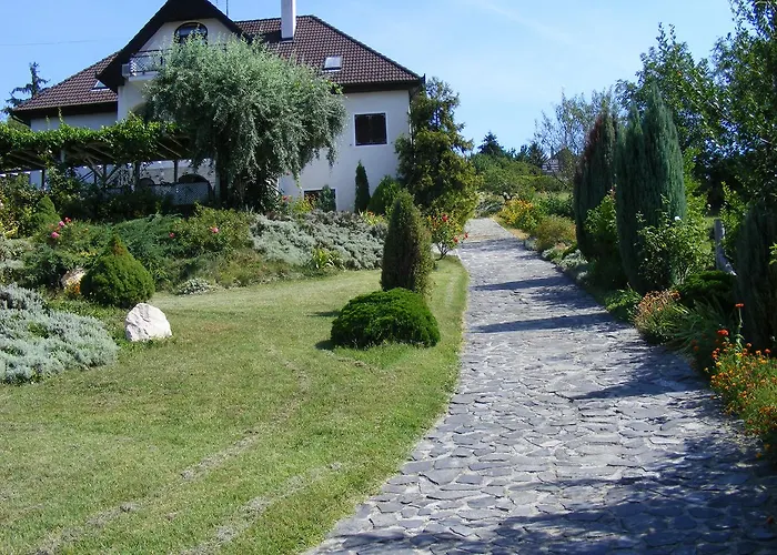 Pigal Panzio Badacsonyörs