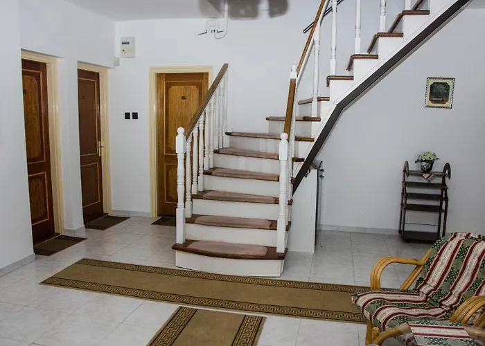 Pigal Panzio לינה וארוחת בוקר