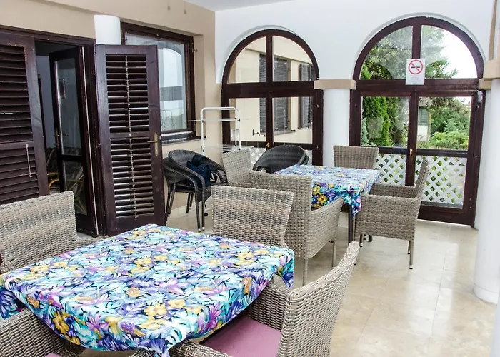 Pigal Panzio לינה וארוחת בוקר 3*